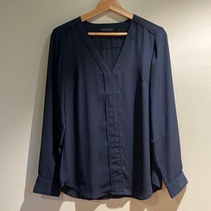 Banana Republic navy v-neck long sleeve blouse